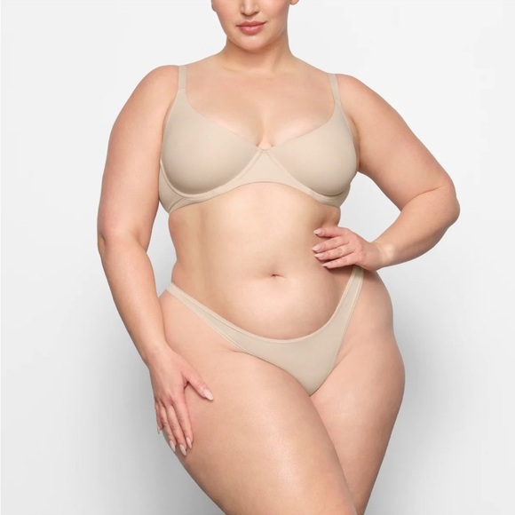SKIMS Other - SKIMS FITS EVERYBODY UNLINED DEMI BRA - 2293 Sand size 34DDD NWT
